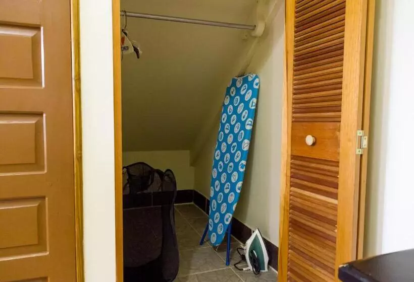اتاق استاندارد یک تخته با بالکن, Rumors Resort
