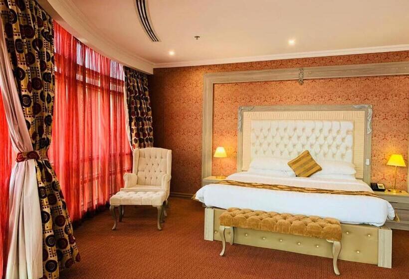 سوییت اجرایی, Sapphire Plaza