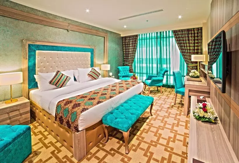 اتاق کلاسیک, Sapphire Plaza