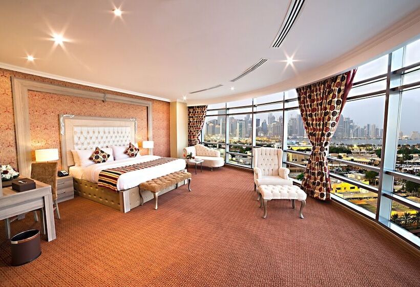 سوییت, Sapphire Plaza