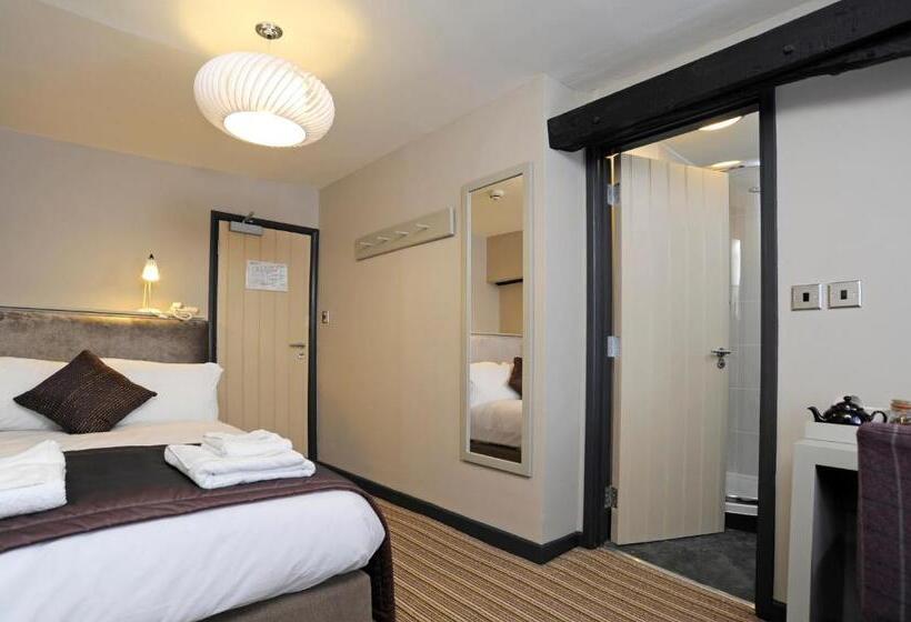 غرفة قياسية فردية, The Red Lion