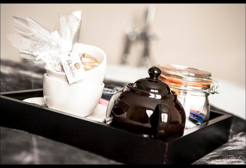 غرفة قياسية فردية, The Red Lion