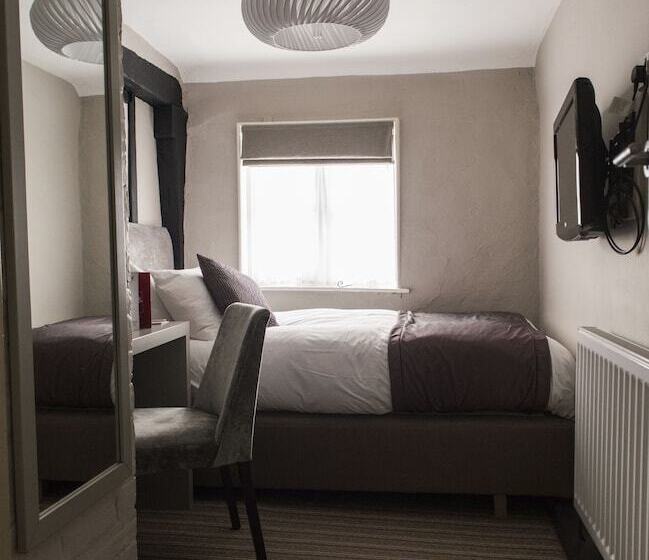 غرفة قياسية فردية, The Red Lion