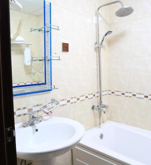 اتاق استاندارد یک نفره, Trinity