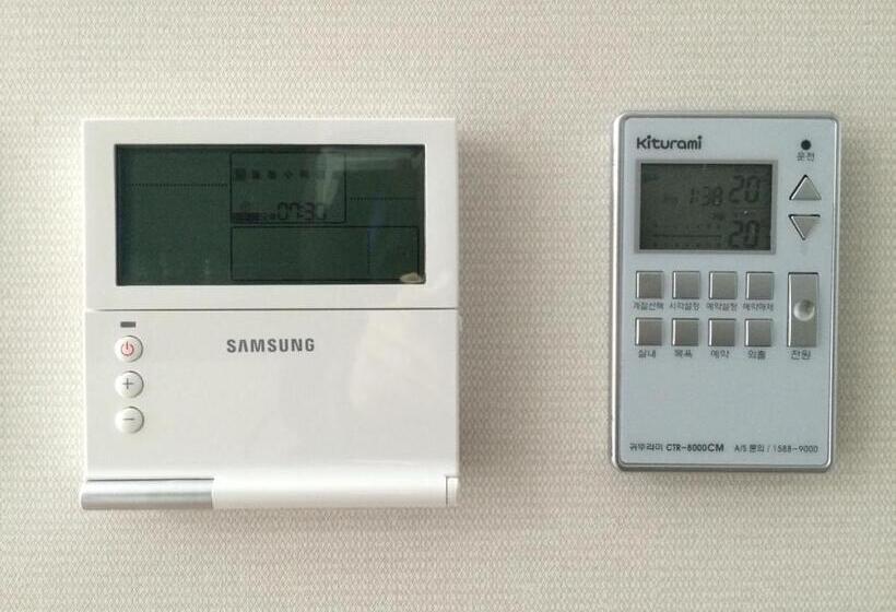 Quarto Estandar, Urban Place Gangnam