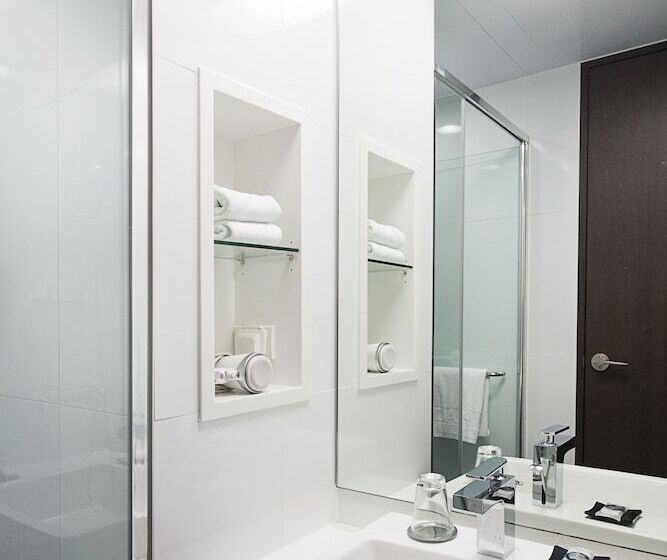 Quarto Estandar, Urban Place Gangnam