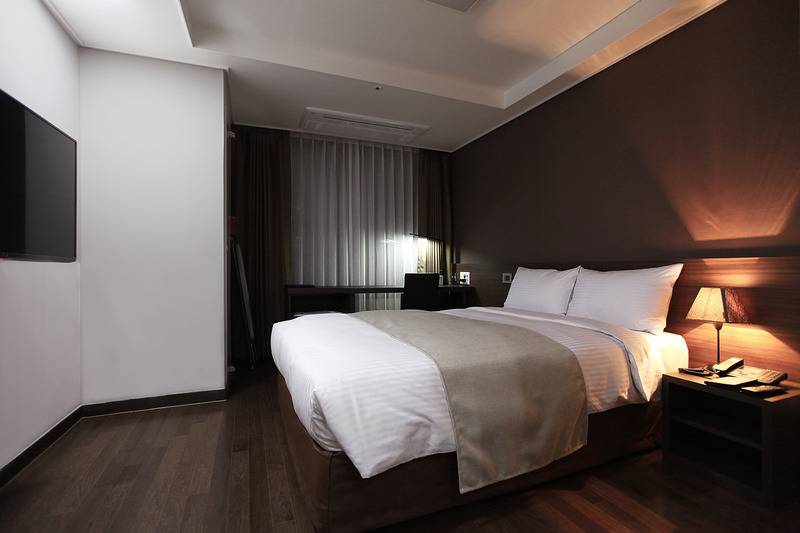 Quarto Estandar, Urban Place Gangnam