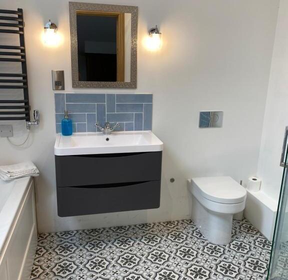 スタンダードルーム, Laundimer House