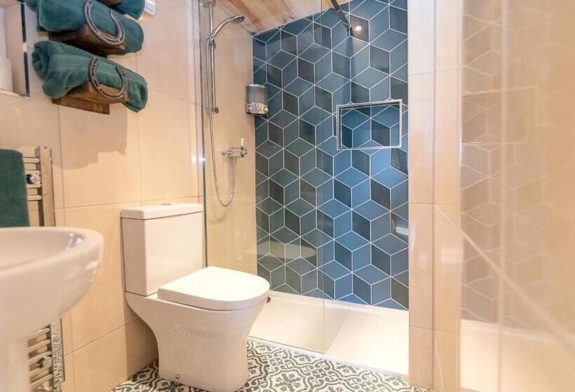 スタンダードルーム, Laundimer House