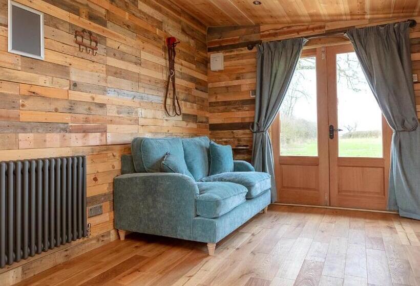 スタンダードルーム, Laundimer House