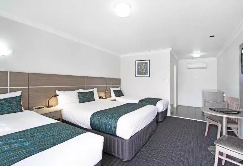 اتاق کلاسیک خانوادگی, Quality Inn Ashby House Tamworth