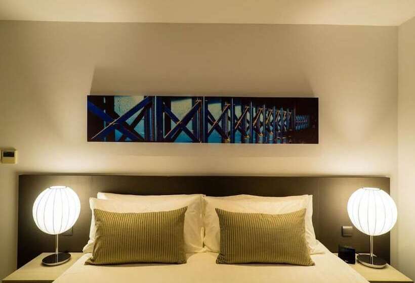 آپارتمان لوکس 1 خوابه, Parkroyal Serviced Suites Singapore