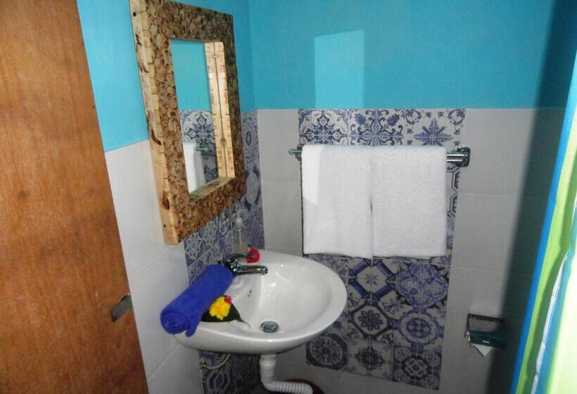 غرفة إقتصادية, Putu Yoga Bungalow