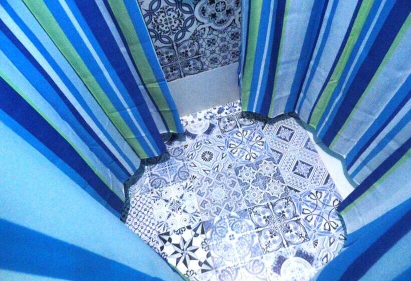 غرفة إقتصادية, Putu Yoga Bungalow