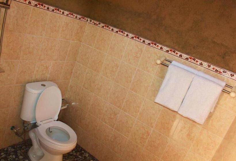 غرفة إقتصادية, Putu Yoga Bungalow