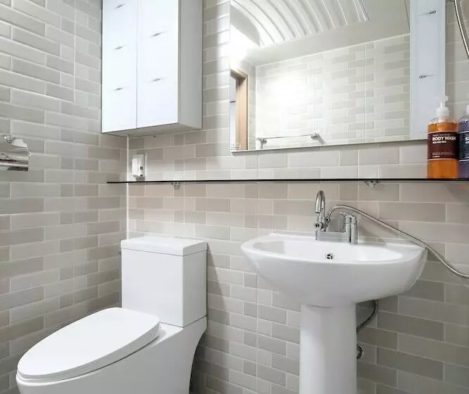 Standard Yhden Hengen Huone, Sb House