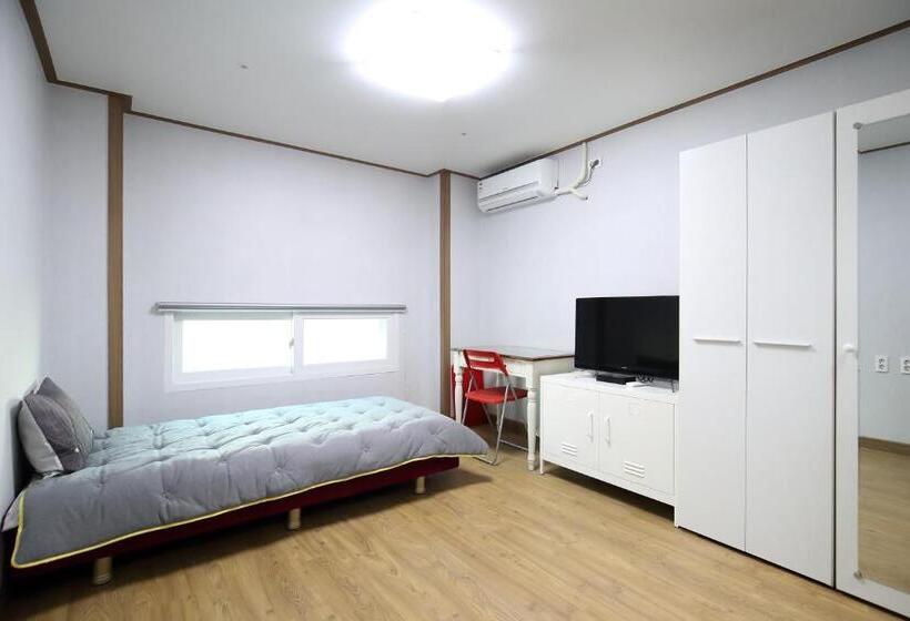 スタンダードシングルルーム, Sb House