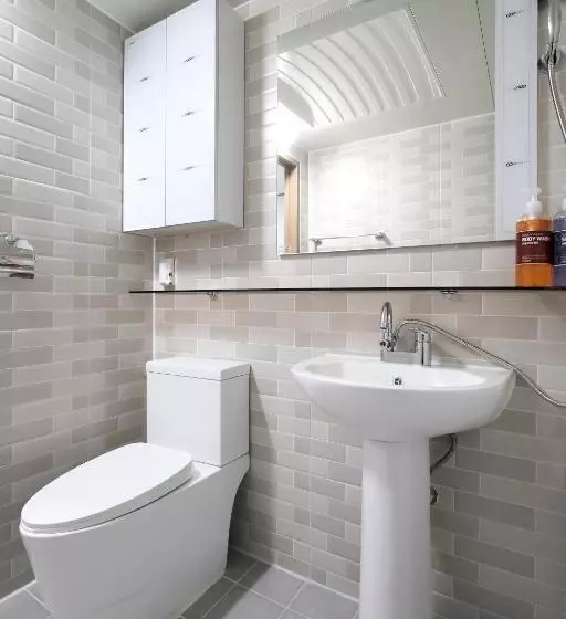Standard-huone, Sb House