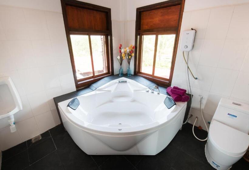 جناح عائلي, Villa Vedici