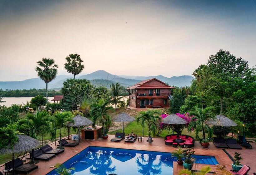 جناح مطل على البحر, Villa Vedici