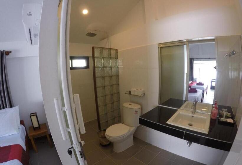 جناح مطل على البحر, Villa Vedici