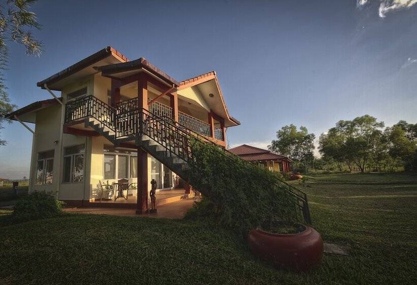 شقة عائلية, Villa Vedici