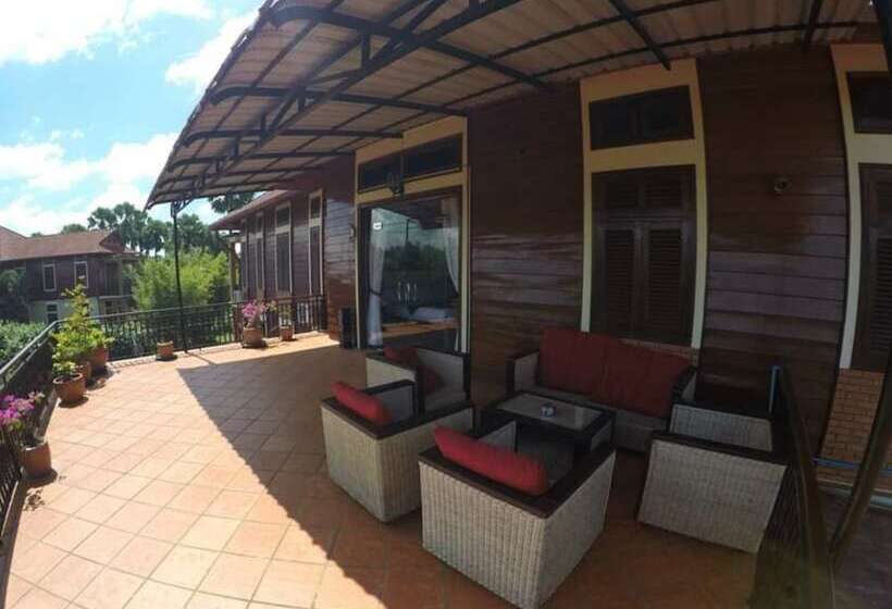 جناح عائلي, Villa Vedici