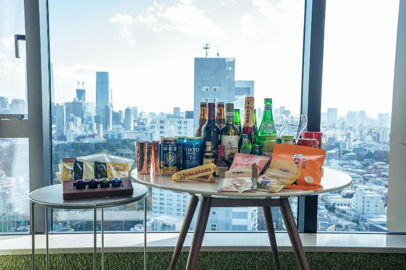 חדר משפחתי, Edgecliff Lodge Motel