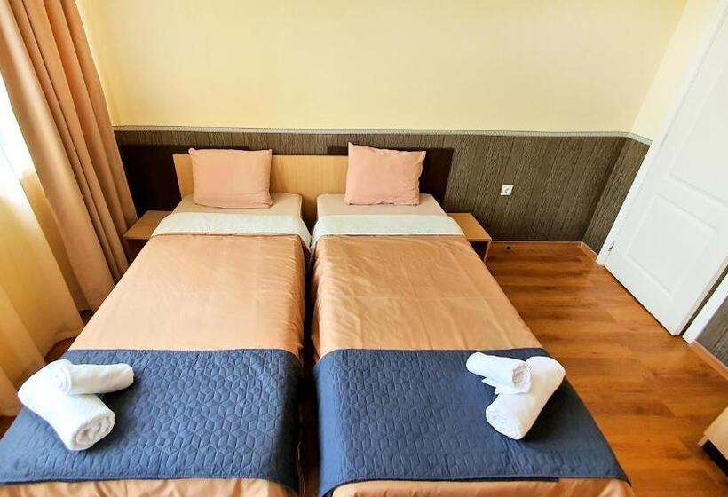 דירת חדר דלוקס, Favorit Apart