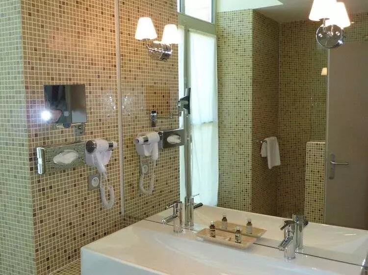 プレステージルーム, Et Spa Du Chateau