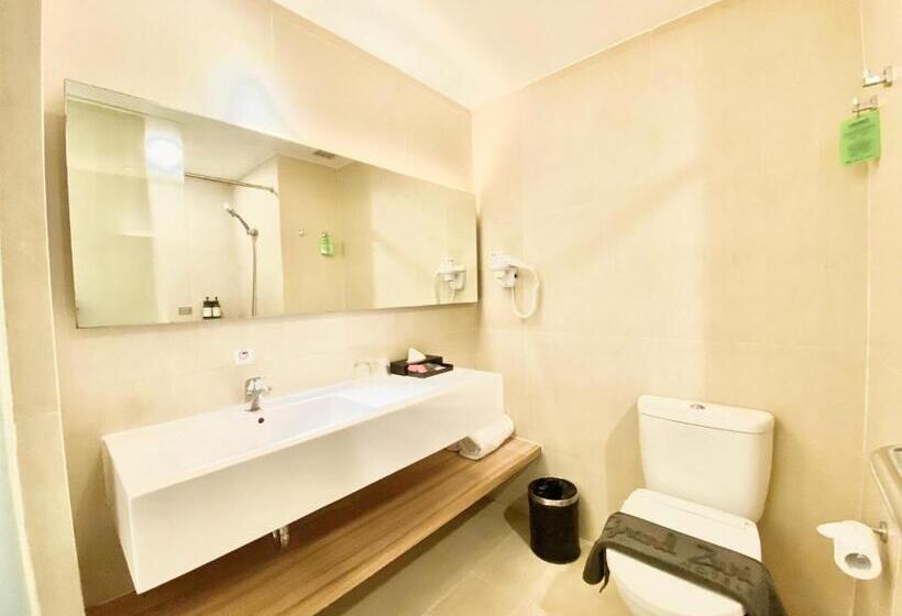 Номер Deluxe, Grand Zuri Malioboro