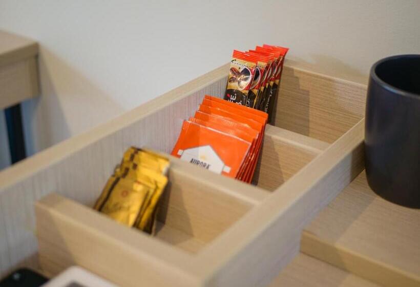 标准工作室, Nightcap At Hinterland Hotel Nerang