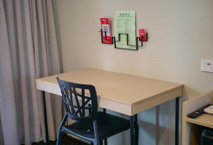 带大床的标准工作室, Nightcap At Hinterland Hotel Nerang