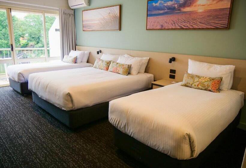 家庭工作室, Nightcap At Hinterland Hotel Nerang