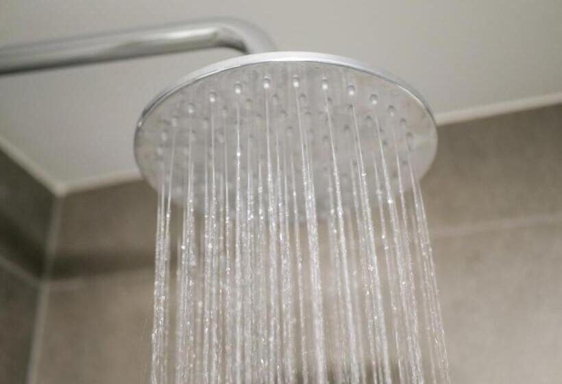 带大床的标准工作室, Nightcap At Hinterland Hotel Nerang