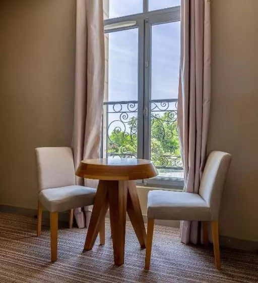 プレステージルーム, Et Spa Du Chateau