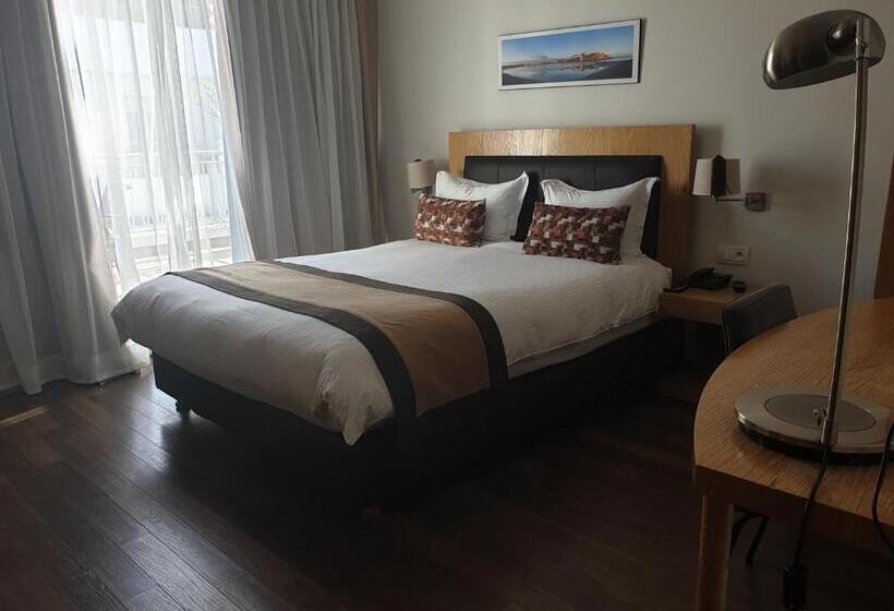 اتاق سوپریور, Le Pietri Urban