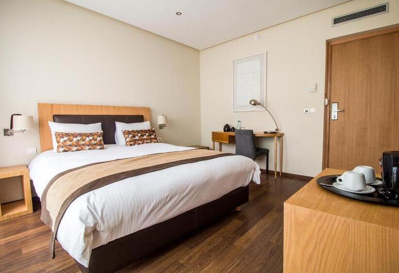 اتاق سوپریور, Le Pietri Urban