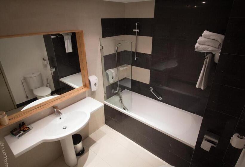 اتاق سوپریور, Le Pietri Urban