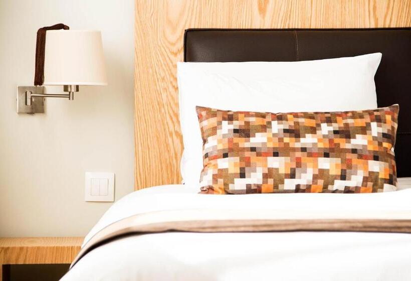 اتاق سوپریور, Le Pietri Urban