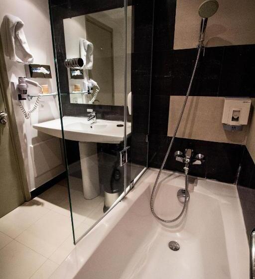 اتاق کلاس بیزنس, Le Pietri Urban