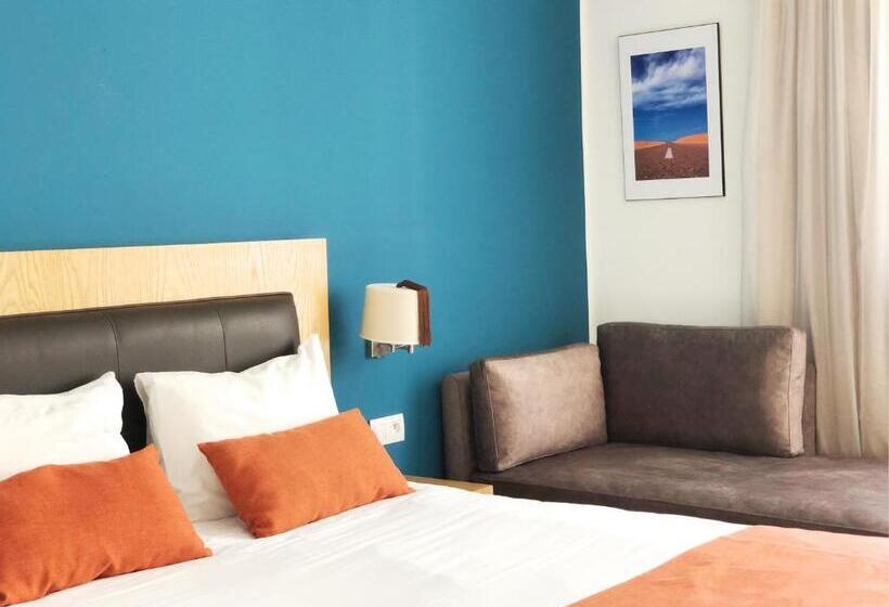 اتاق استاندارد سه نفره, Le Pietri Urban