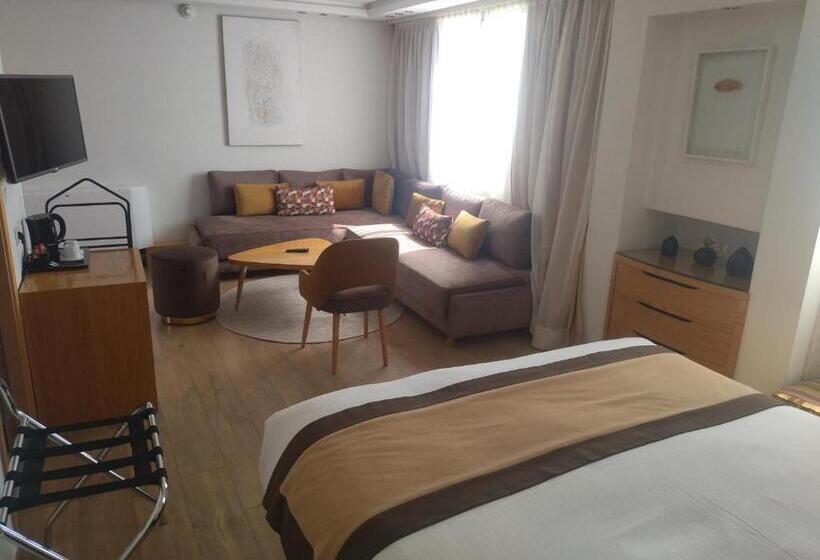 سوییت خانوادگی, Le Pietri Urban