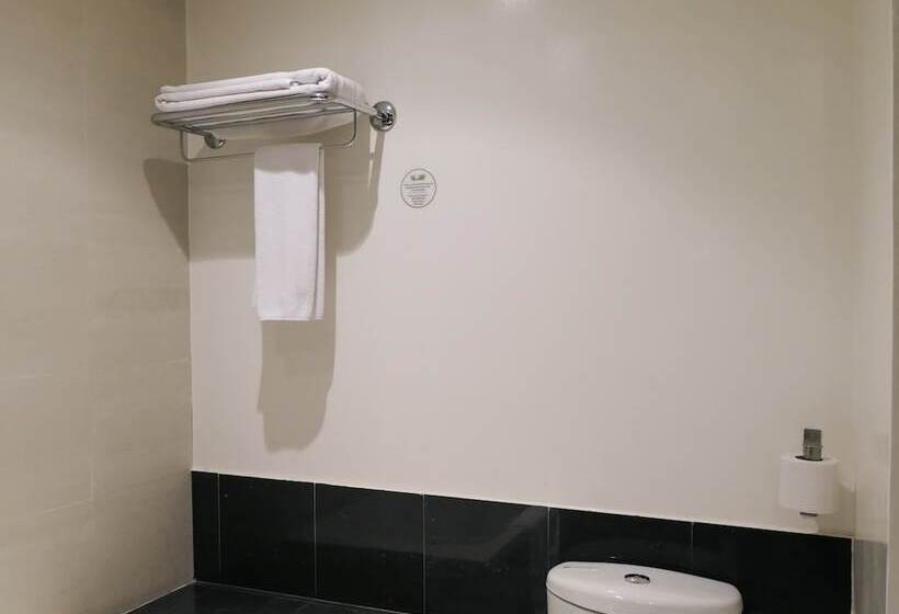 اتاق استاندارد سه نفره, Le Pietri Urban