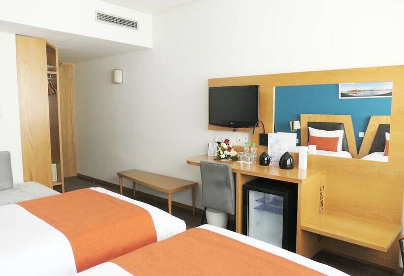 اتاق استاندارد سه نفره, Le Pietri Urban