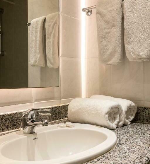 Семейный Номер, Mayfair Gardens