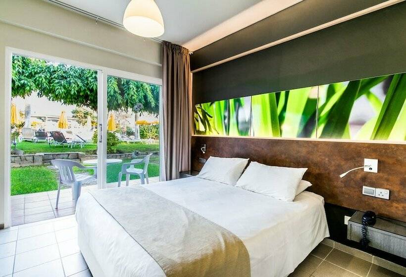 Номер Стандарт, Mayfair Gardens