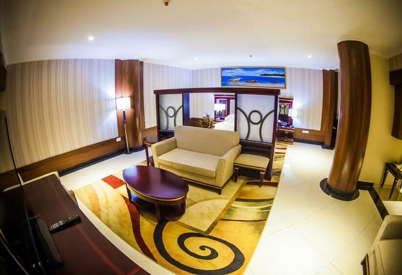 سوئیت پرزیدنت, Peacock