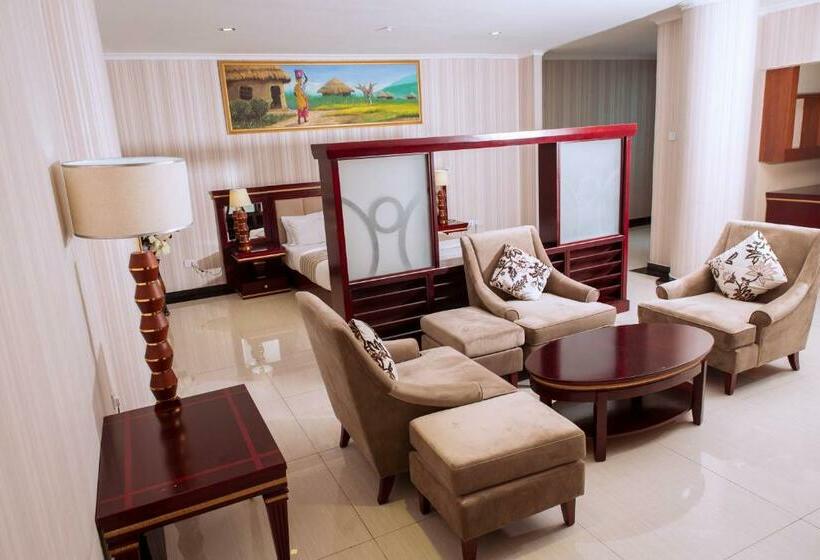 سوئیت پرزیدنت, Peacock