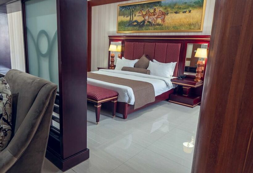 سوئیت پرزیدنت, Peacock